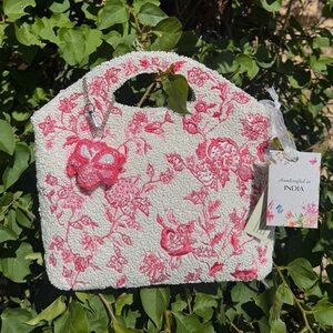 NWT Made in India Floral Pink White Chinoiserie Design Beaded Bag with Charm New